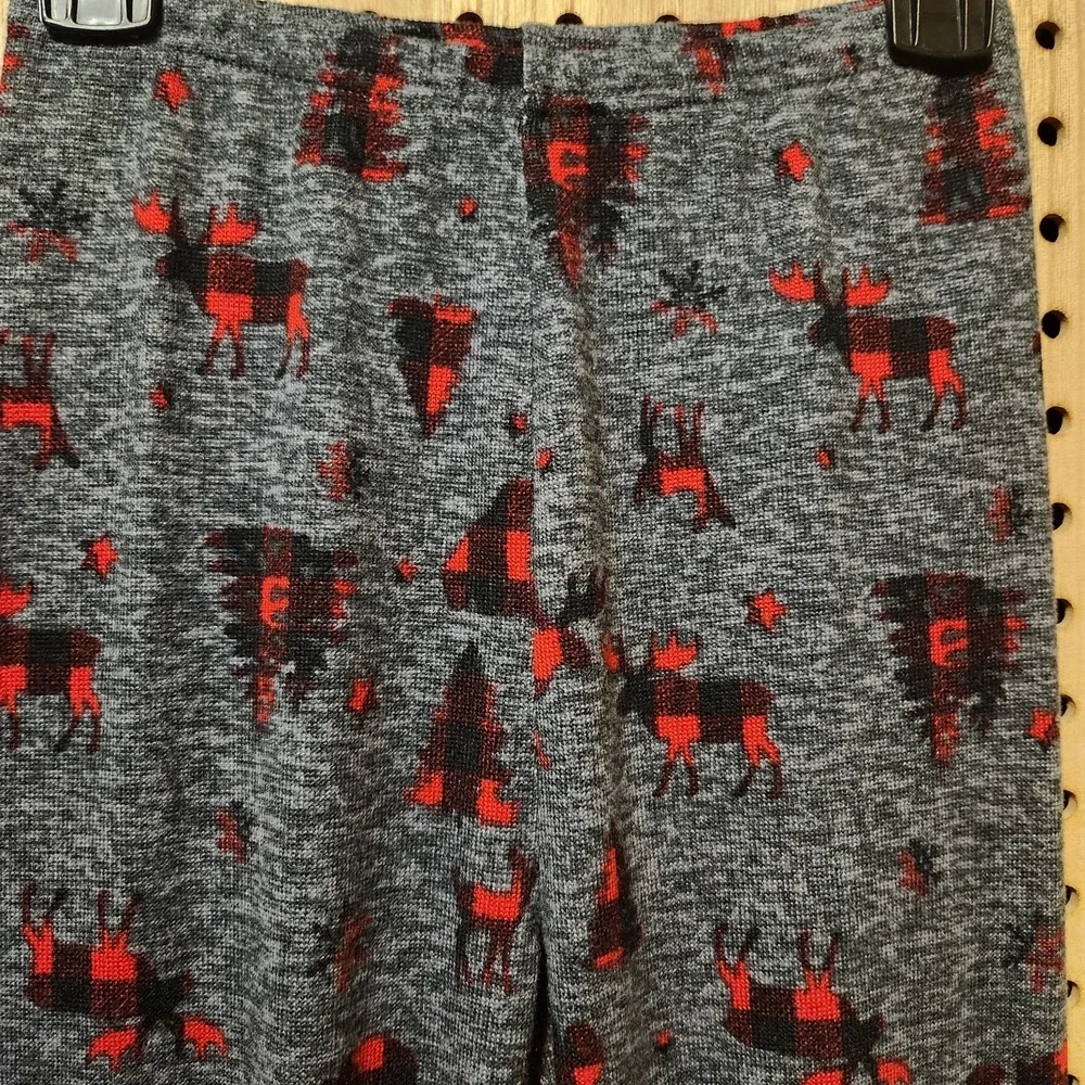 PJ Essentials Pajama Set Girls Size 8 Super Soft Black Gray Red Moose Bear Trees